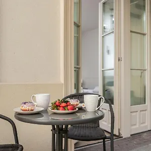 Atrium - Old Town Luxury - By Upstairs Apartament Kraków